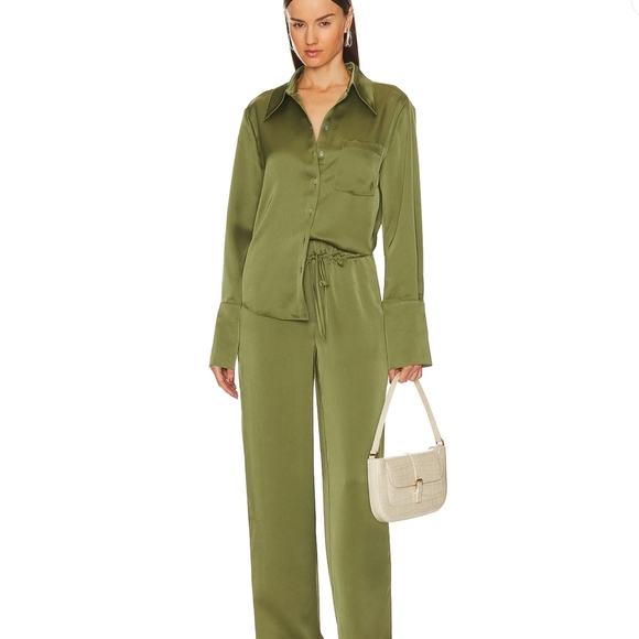 NWT Revolve x Song Of Style Tito Satin Button Down Top Matcha Green Medium - Picture 1 of 15